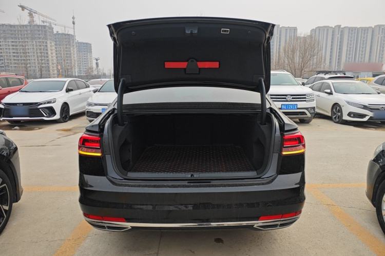 Used Volkswagen Phideon 2018 Revised Version 380TSI Two-Wheel Drive Business Edition