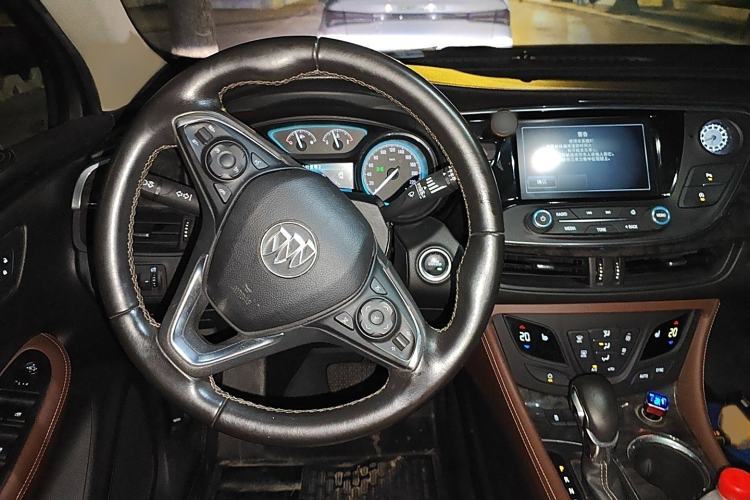 Used Buick Envision 2014 28T Four-Wheel Drive Elite Model
