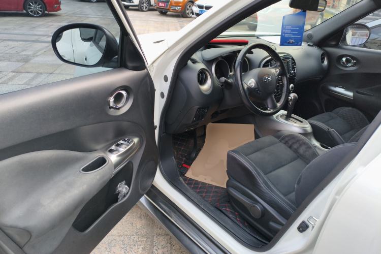 Used Infiniti ESQ 2014 1.6L Spontaneous Edition
