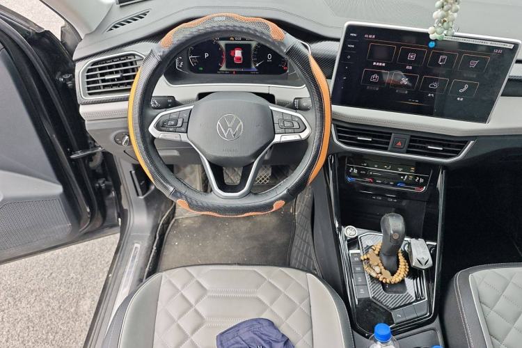 Used Volkswagen Tayron 2024 300TSI Two-Wheel-Drive Luxury Plus Advanced Version
