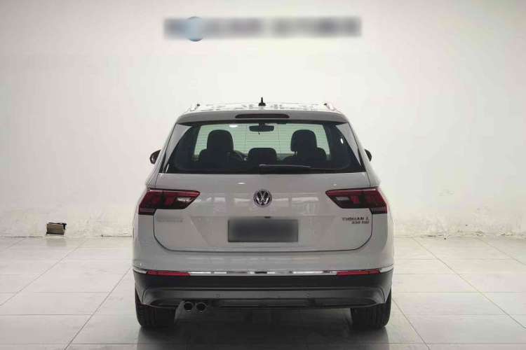 Used Volkswagen Tiguan L 2019 Revised 330TSI Automatic Two-Wheel Drive Smart & Luxury Edition China VI Standard
