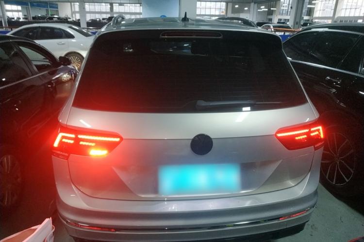 Used Volkswagen Tiguan L 2019 330TSI Automatic Two-Wheel Drive R-Line Flagship Model China VI Standard