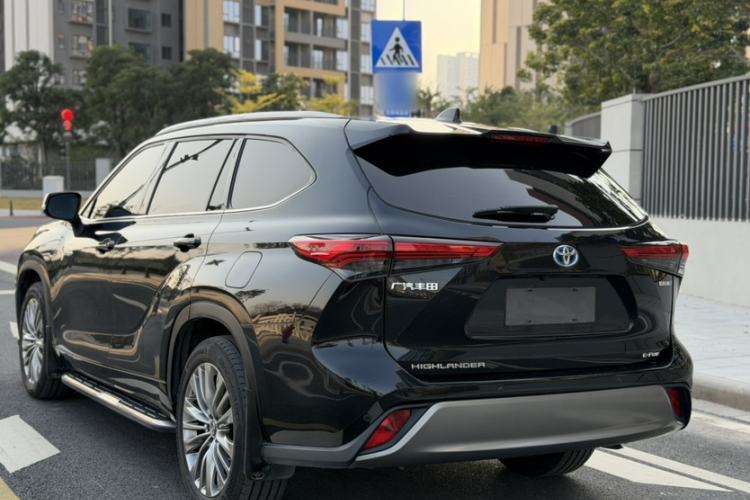 Used Toyota Highlander 2022 Dual-Engine 2.5L Four-Wheel Drive Prestige Version 7 Seats