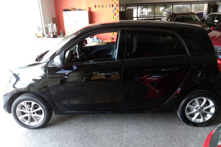 Used  forfour 2016 1.0L 52 kW Dynamic Edition
