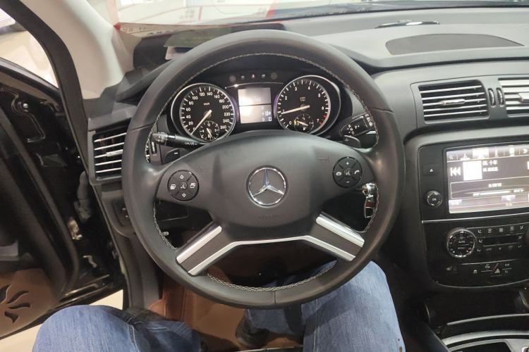 Used Mercedes-Benz R-Class 2017 R 320 4MATIC Business Edition Prestige Model