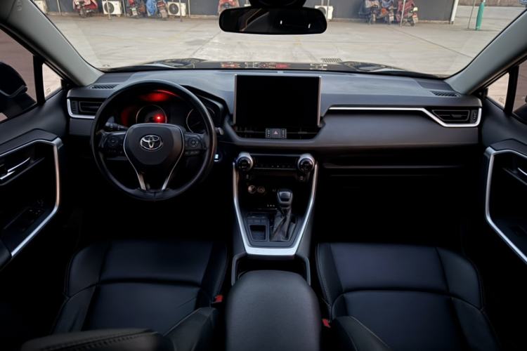 Used Toyota Wildlander 2020 2.0L CVT Two-Wheel Drive Luxury Edition