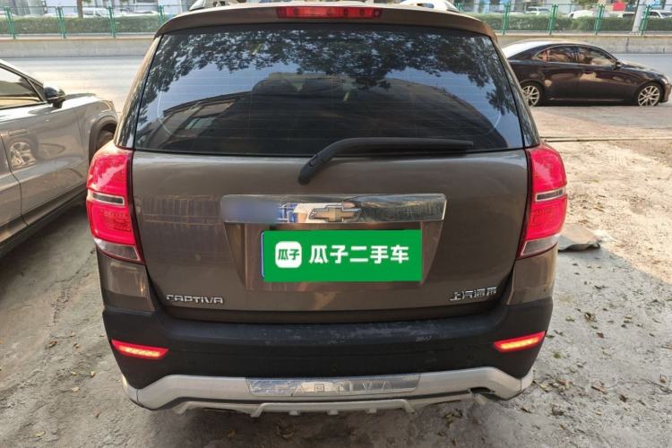 Used Chevrolet Captiva 2015 2.4L Two-Wheel Drive Urban Version 7 Seats
