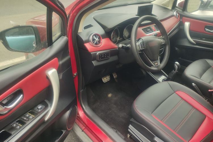 Used Haval H1 2015 1.5L AMT Luxury Model
