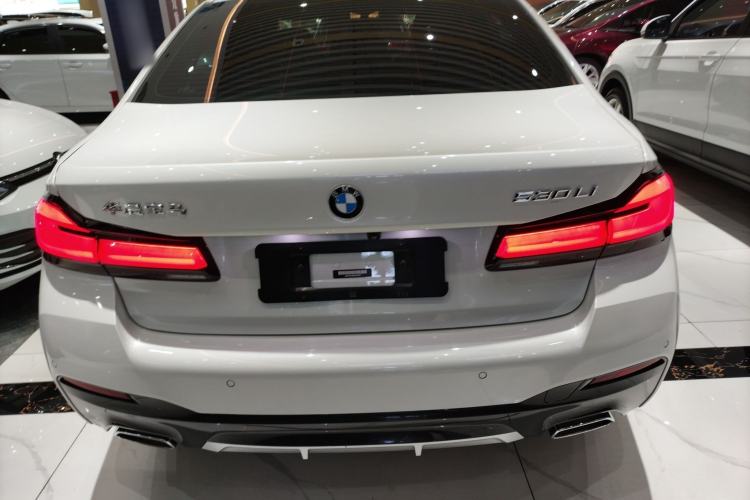 Used BMW 5 Series 2022 Second Facelift 530Li Luxury Version M Sport Package
