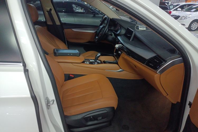Used BMW X6 2015 xDrive35i Leading Model
