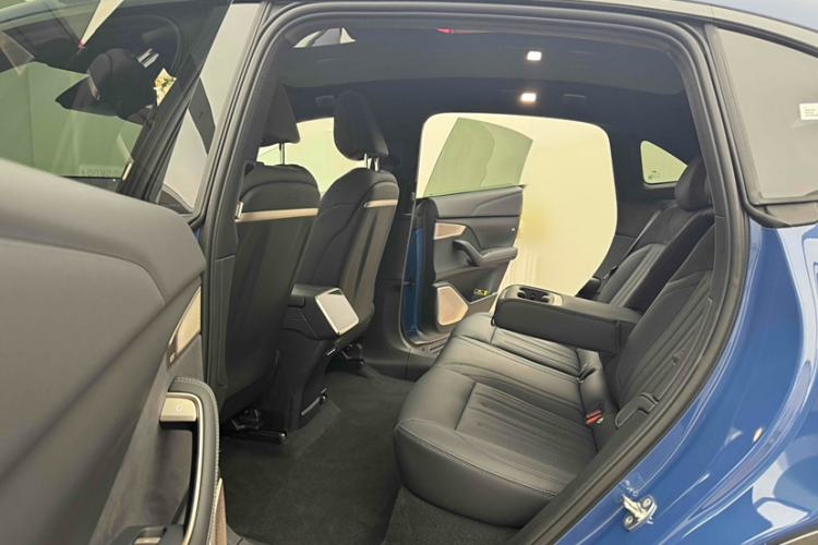 Used ONVO L60 2024 60 kWh Rear-Drive Version
