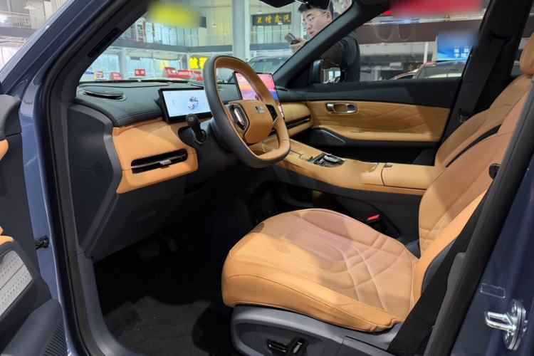 Used  Galaxy Xingjian 7 EM-i 2025 120km Exploration+ Version
