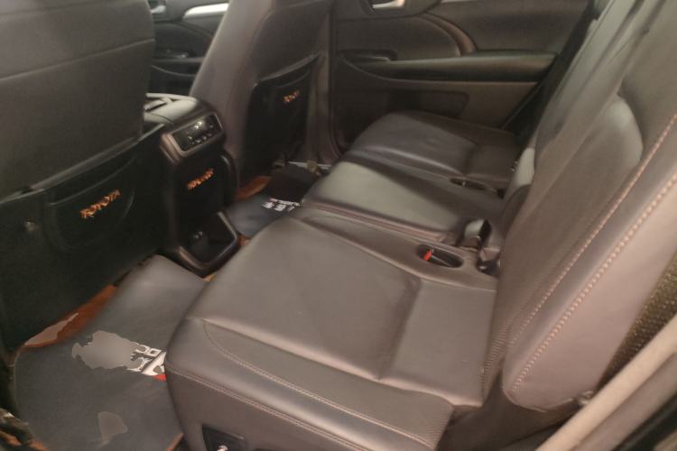 Used Toyota Highlander 2018 2.0T Four-Wheel Drive Luxury Edition 7 Seats China V Emission Standard