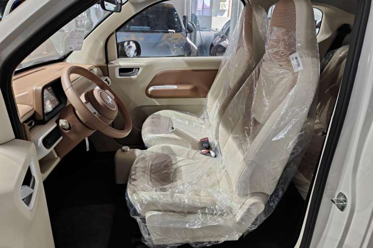 Used Wuling Hongguang MINIEV 2024 3rd Generation 215km Youth Edition
