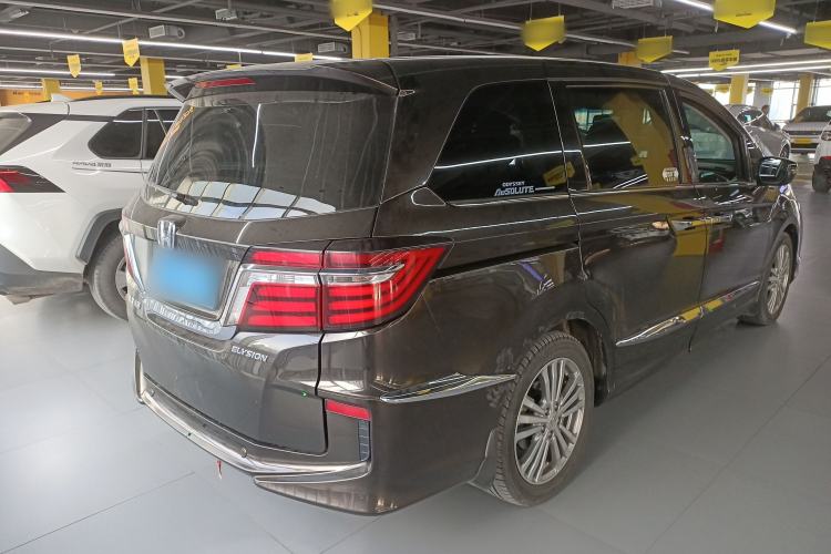 Used Honda Elysion 2016 2.4L Luxury Edition
