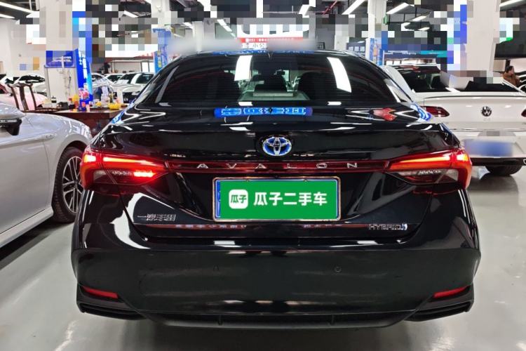 Used Toyota Avalon 2022 Dual-Engine 2.5L Luxury Edition
