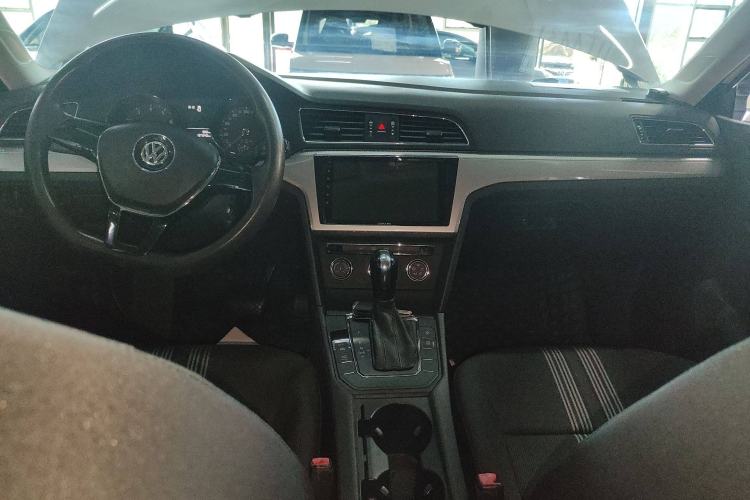 Used Volkswagen Lamando 2017 230TSI DSG Fashion Edition
