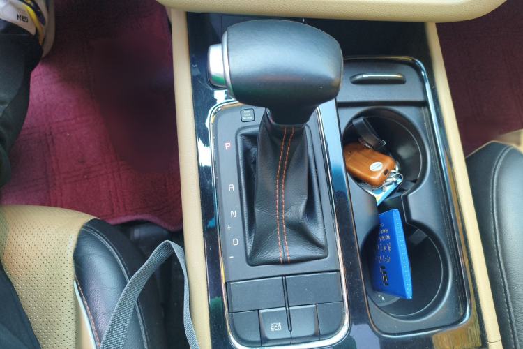 Used Kia Carnival 2017 2.2T Luxury Edition China V Standard
