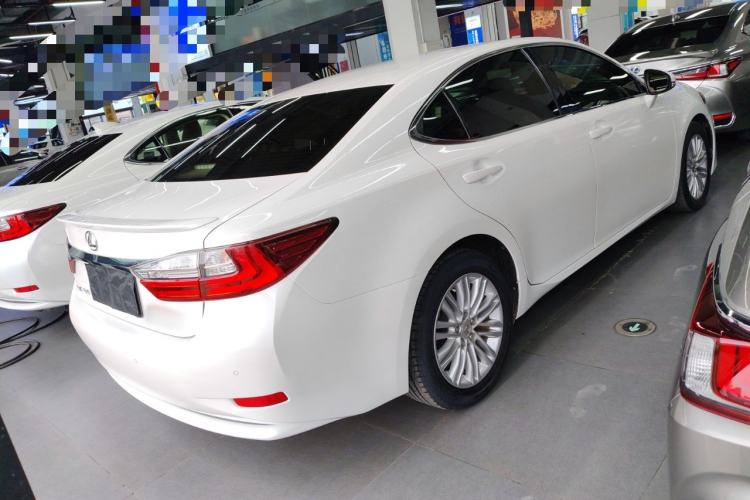 Used Lexus ES 2015 200 Comfort Edition
