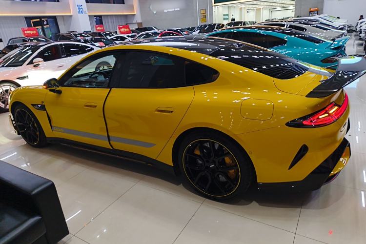 Used  SU7 Ultra 2025 Ultra Model
