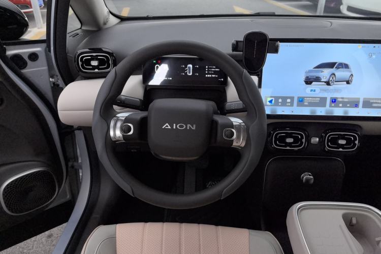 Used AION UT 2025 330 Starlight Edition
