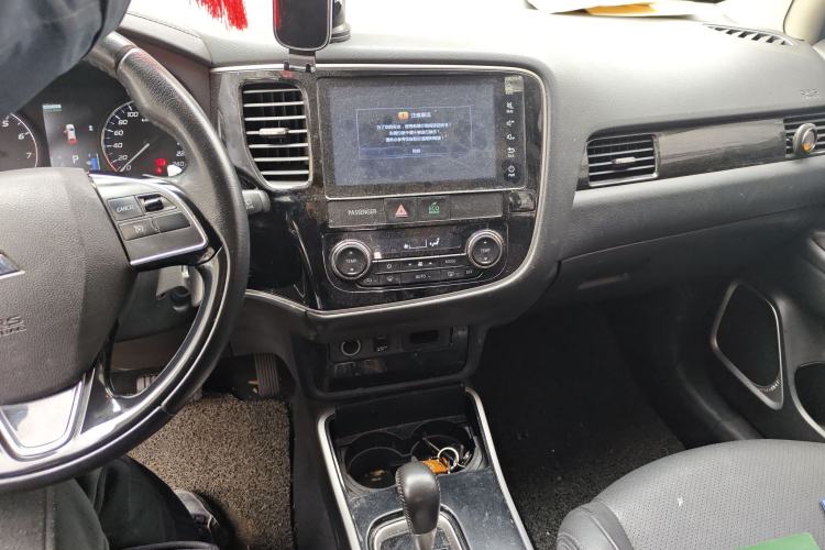 Used Mitsubishi Outlander 2018 2.4L 4x4 Elite Edition 5 Seats
