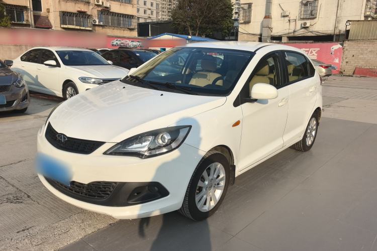Used Chery Fengyun 2 2013 Hatchback 1.5L Manual Ruiyi Edition