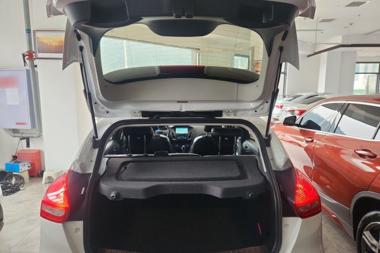 Used Ford Focus 2017 Hatchback 1.6L Automatic Fashion Edition Smart Drive Version