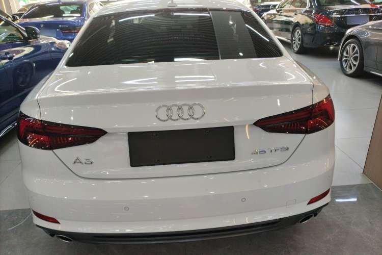 Used Audi A5 2017 Coupe 40 TFSI Fashion Model
