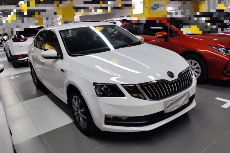 Used Skoda Octavia 2019 1.5L Automatic SmartDrive Comfort Edition China VI Standard
