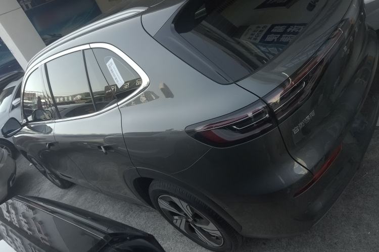 Used  E5 2024 530km Starship Edition
