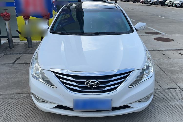 Used Hyundai Sonata 2014 2.4L Automatic Leading Edition China IV Standard
