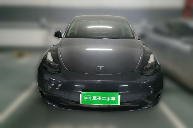 Used Tesla Model Y 2021 Long-Range All-Wheel-Drive Version