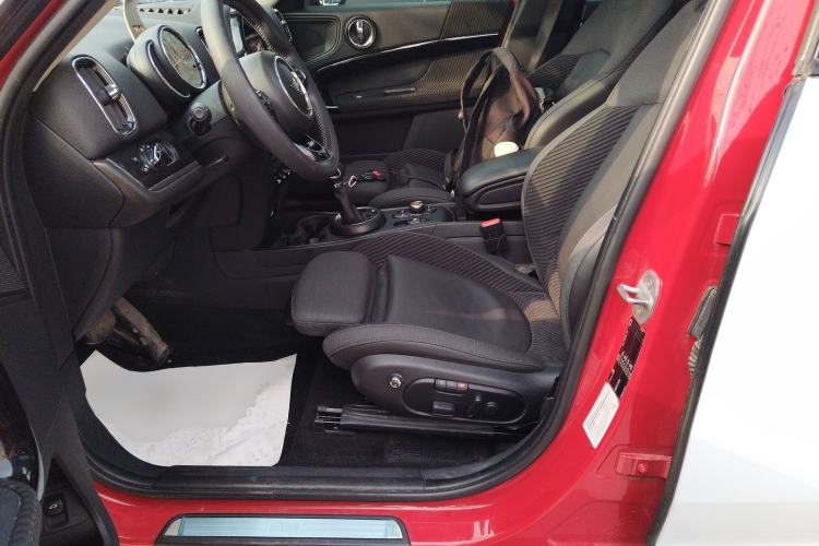 Used  Countryman 2019 1.5T COOPER Artist Weekend Travel Edition
