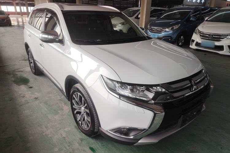 Used Mitsubishi Outlander 2016 2.4L 4x4 Elite Edition 5 Seats