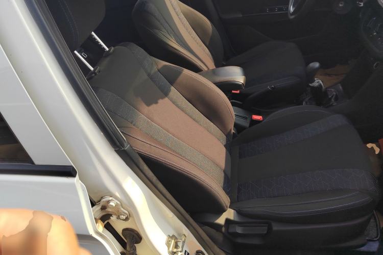 Used Baojun 310 2016 1.2L manual Comfort trim level
