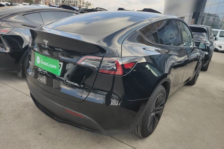 Used Tesla Model Y 2023 Rear-Wheel-Drive Version