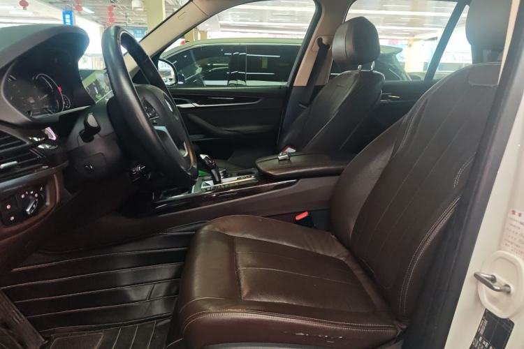 Used BMW X5 2017 xDrive28i
