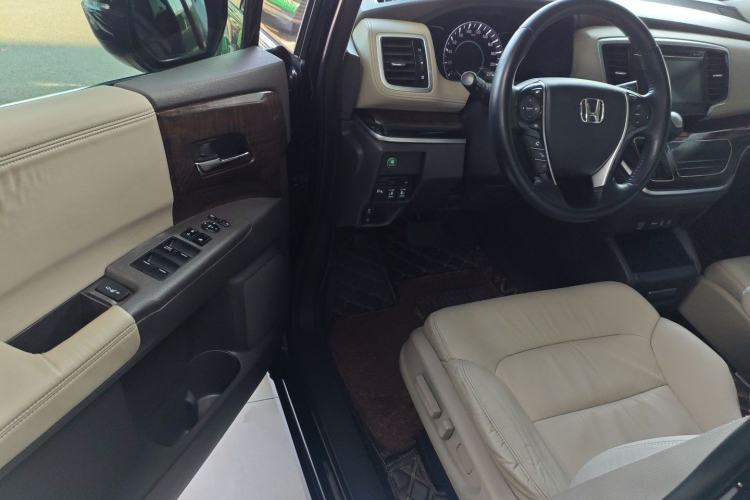 Used Honda Odyssey 2015 Updated Version 2.4L Smart Edition
