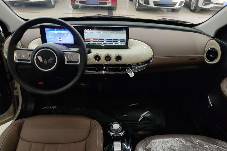 Used Wuling Bingo 2024 333 km Enjoyment Version
