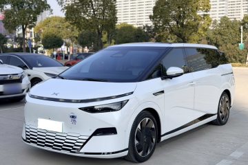 Used XPeng X9 2024 702 Ultra-Long Range Max