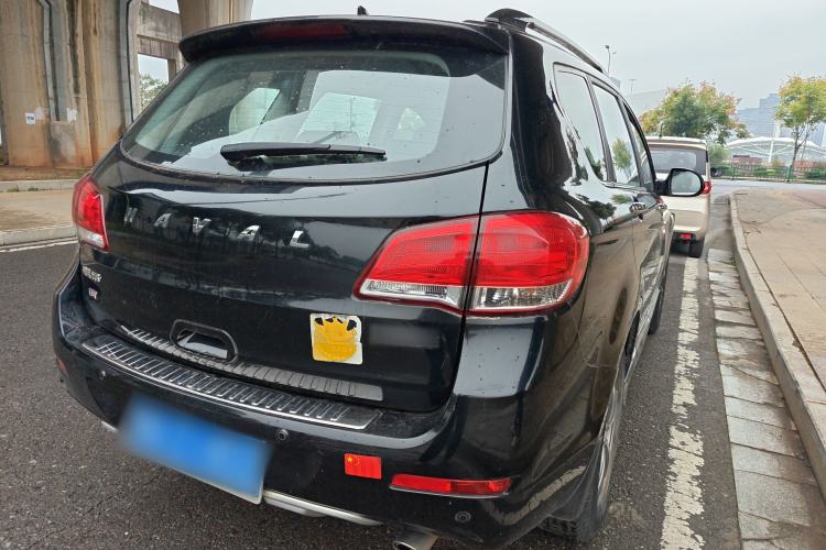 Used Haval H6 2015 Upgraded Model 1.5T Manual Two-Wheel Drive Elite Version
