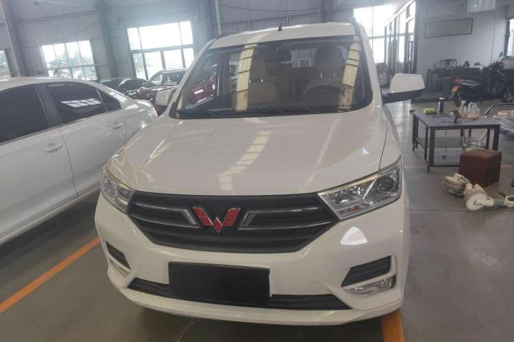 Used Wuling Hongguang 2019 1.5L S Standard Version China VI LAR