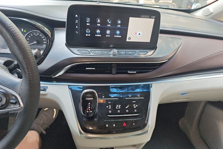 Used Buick GL8 2021 Land Cruiser Executive Class 652T Luxury Model