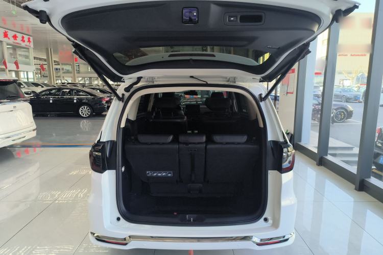 Used Honda Elysion 2022 2.0L eHEV Luxury Edition