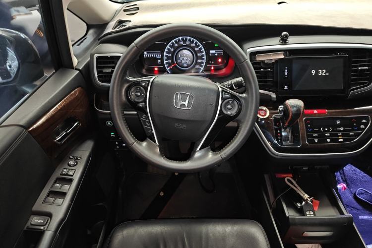 Used Honda Odyssey 2017 2.4L Smart Edition
