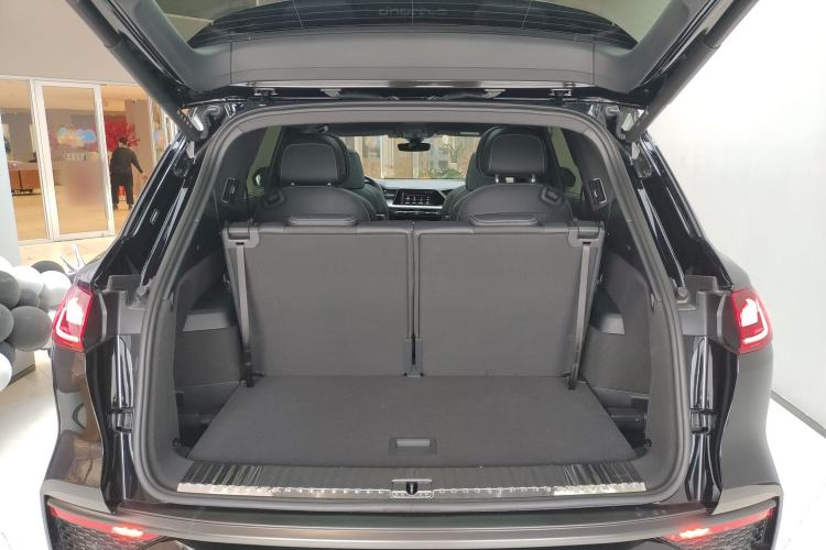 Used Audi Q6 2024 45 TFSI quattro Black Warrior Edition 6 Seats