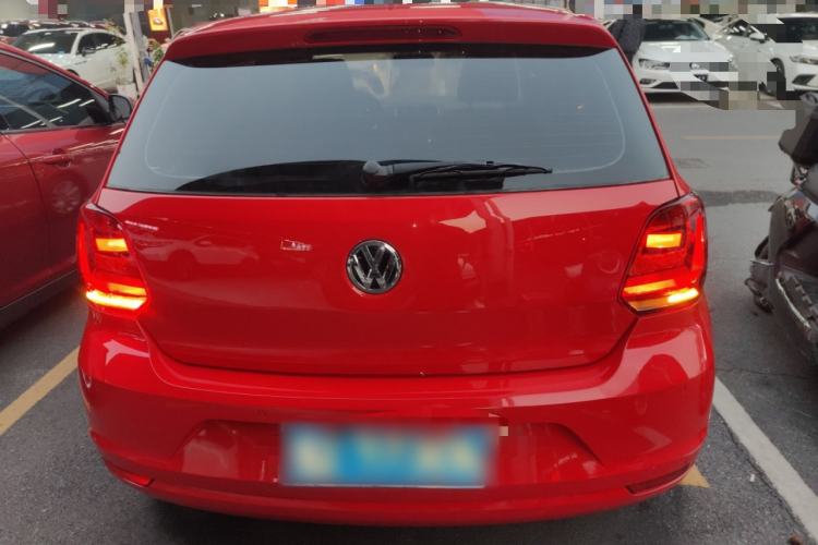 Used Volkswagen Polo 2016 1.6L Automatic Comfort Model
