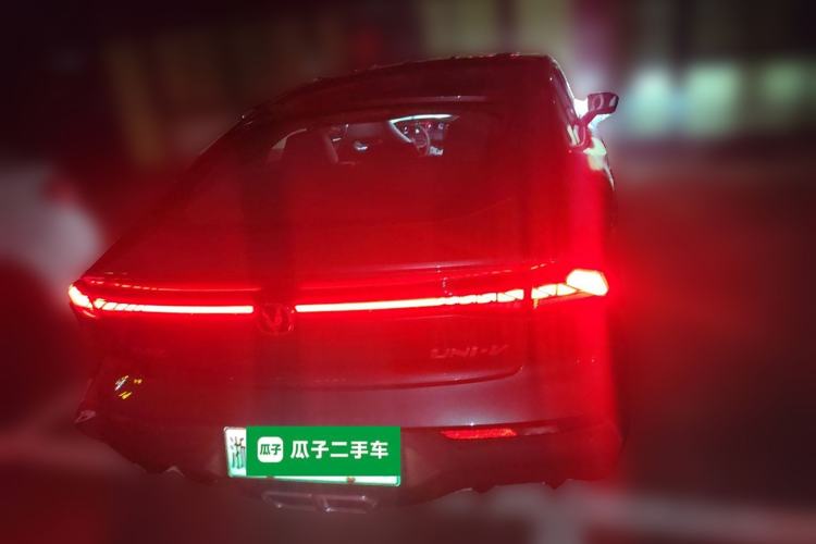 Used Changan UNI-V iDD 2024 Blue Whale Smart Electric iDD 136km Luxury Model
