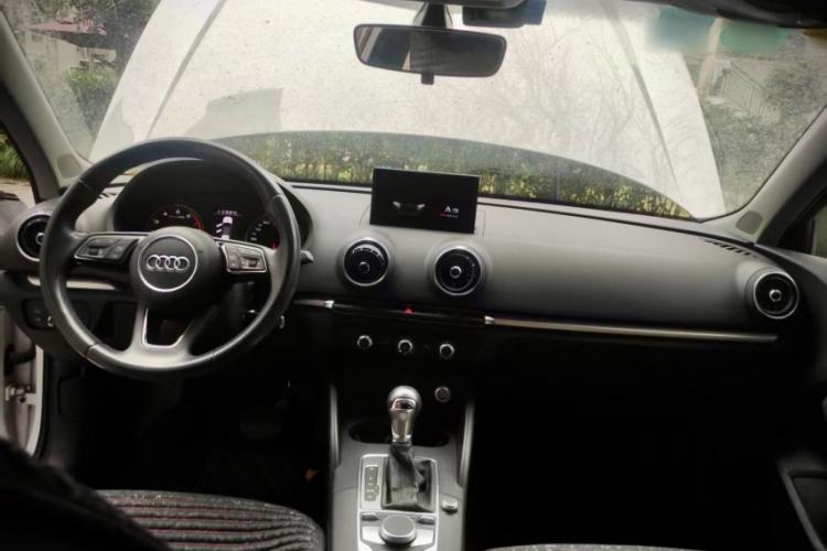 Used Audi A3 2018 30th Anniversary Edition Sportback 35 TFSI Ambition Model
